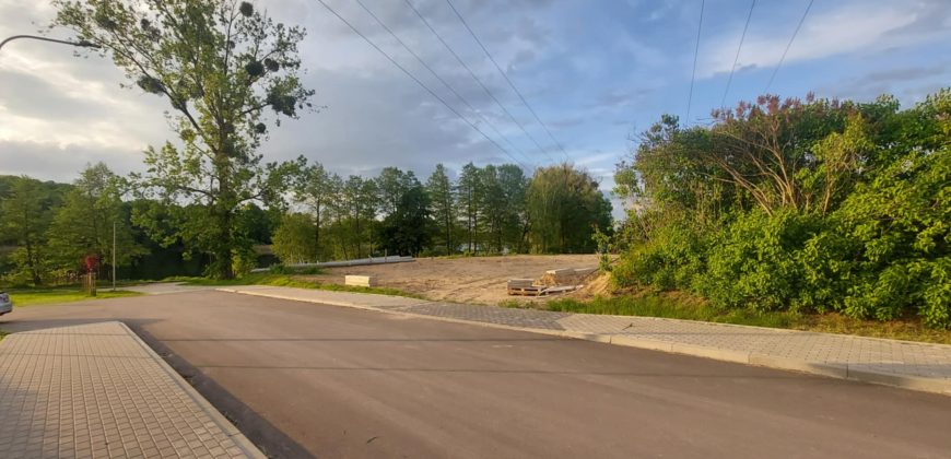 Działka 4399m2, pierwsza linia brzegowa – Ryn